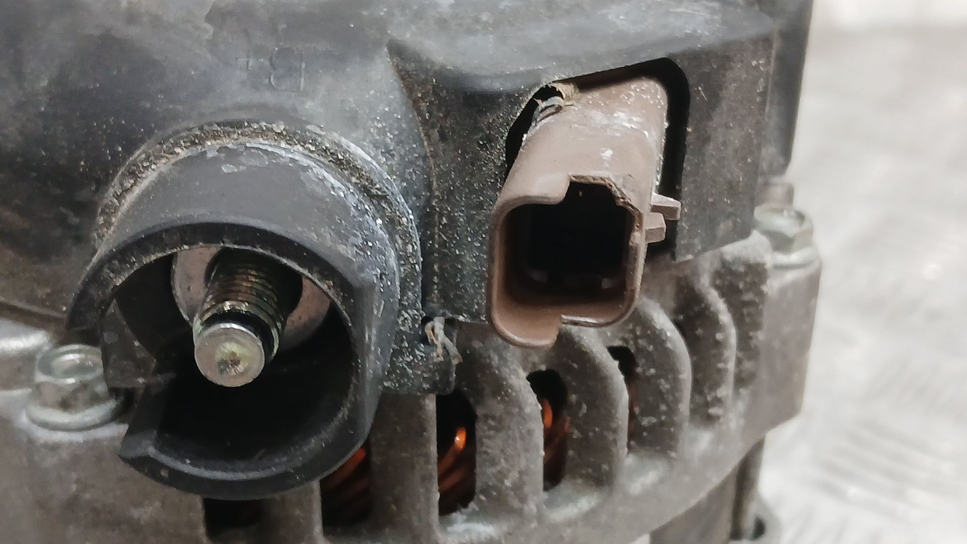 Alternador para Peugeot 2008 Ii (Ud_, Us_, Uy_, Uj_, Ur_, Uc_)