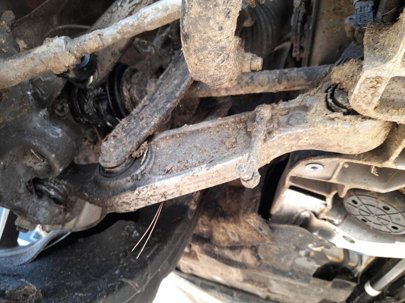 Brazo Suspension Inferior Delantero Derecho para Maserati Grecale