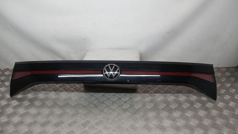 Piloto Trasero Central para Volkswagen T-Cross (C11, D31)