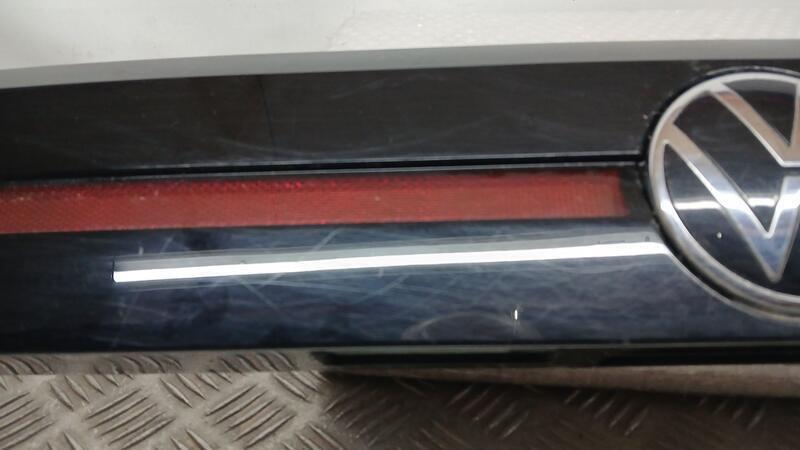 Piloto Trasero Central para Volkswagen T-Cross (C11, D31)
