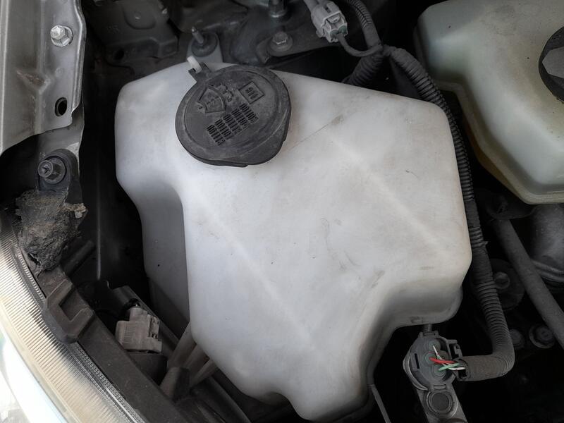 Deposito Limpia para Toyota Prius (Hw2)