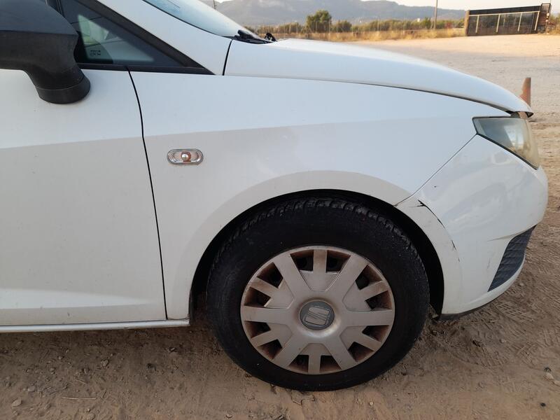 Aleta Delantera Derecha para Seat Ibiza Iv (6J5, 6P1)