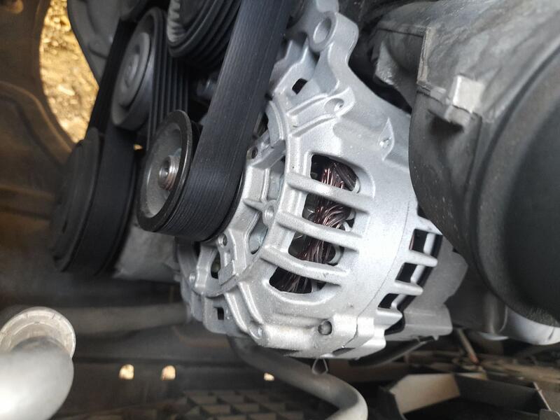 Alternador para Seat Ibiza Iv (6J5, 6P1)
