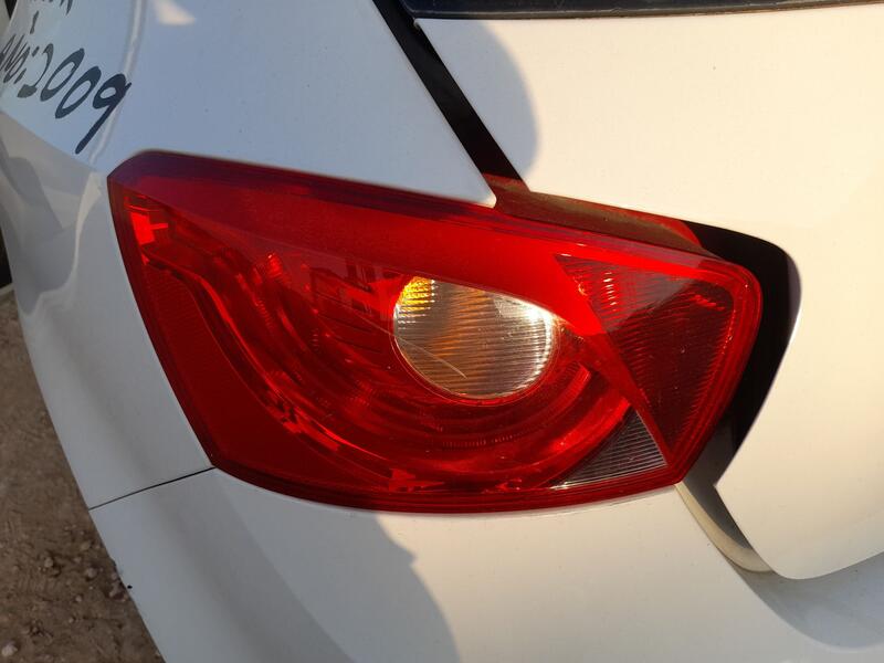 Piloto Trasero Izquierdo para Seat Ibiza Iv (6J5, 6P1)