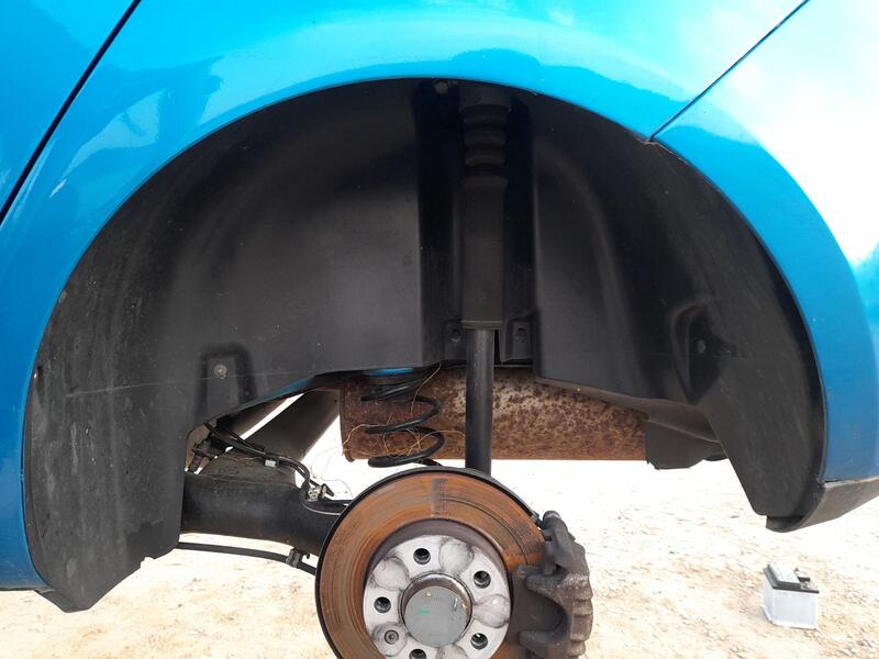 Plastico Pase Rueda Tras. Izq. para Seat Ibiza Iv (6J5, 6P1)