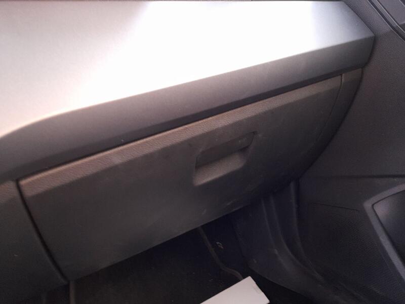 Guantera para Seat Arona (Kj7, Kjp)
