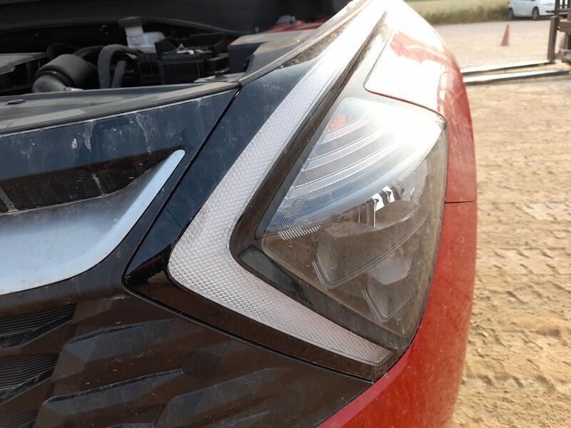 Faro Izquierdo para Kia Sportage V (Nq5)