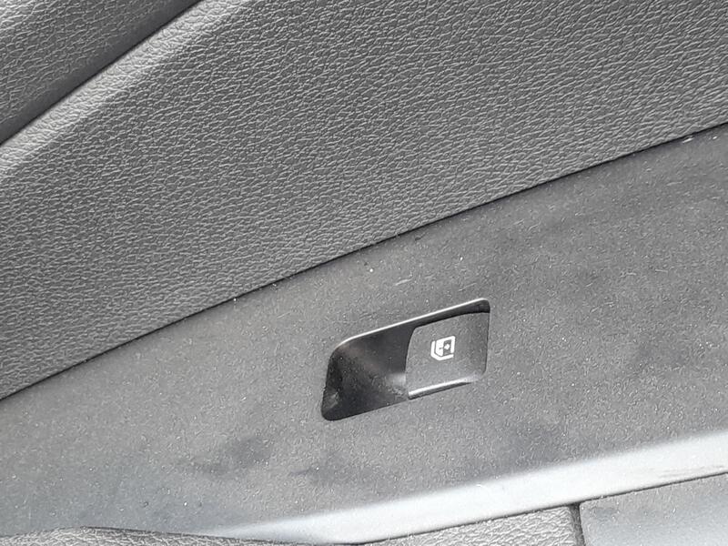 Mando Elevalunas Delantero Derecho para Kia Sportage V (Nq5)