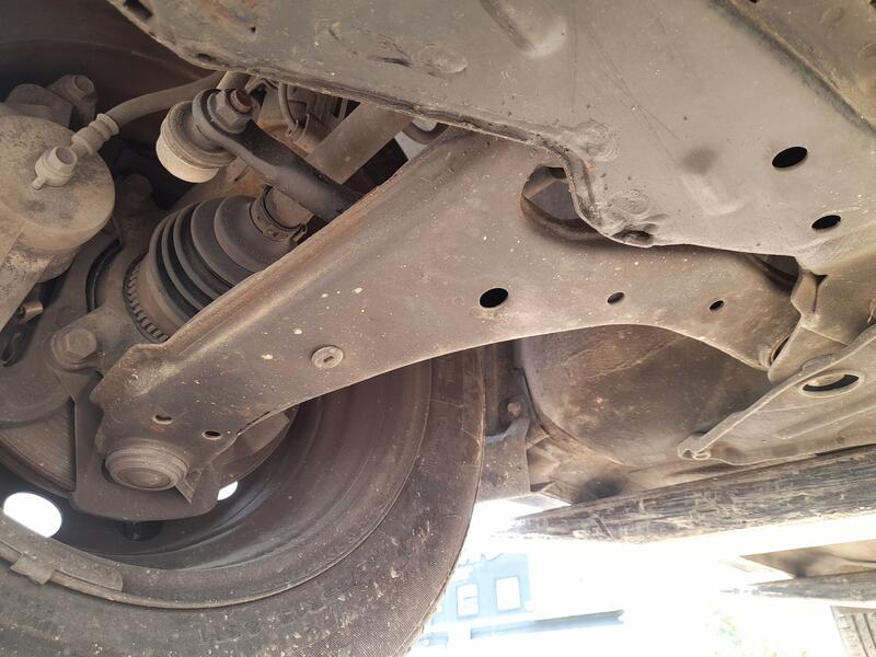 Brazo Suspension Inferior Delantero Derecho para Kia Cerato I Sedán (Ld)