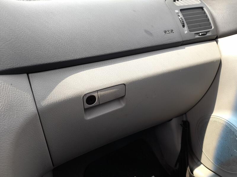 Guantera para Kia Cerato I Sedán (Ld)
