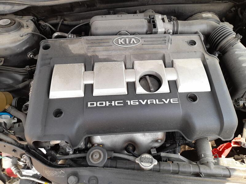Tapa Motor para Kia Cerato I Sedán (Ld)