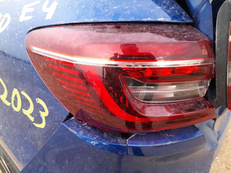 Piloto Trasero Izquierdo Exterior para Renault Clio V (B7_)