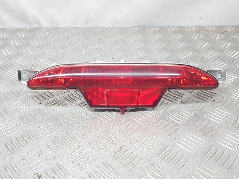 Piloto Trasero Central para Peugeot 208