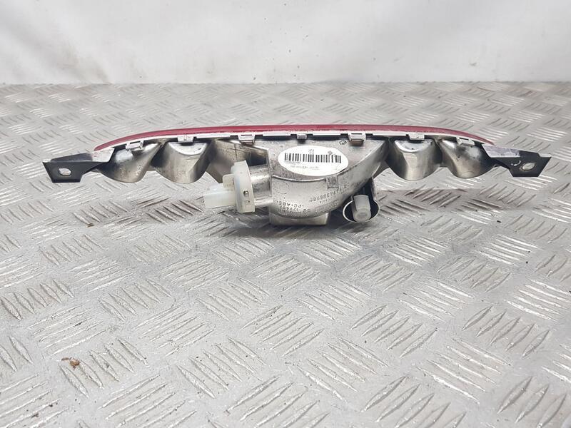 Piloto Trasero Central para Peugeot 208