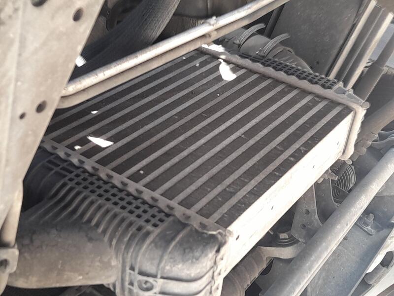 Intercooler para Nissan Nt400 Cabstar (F24M)