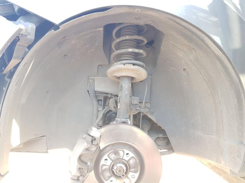 Plastico Pase Rueda Del. Izq. para Peugeot 5008 (0U_, 0E_)