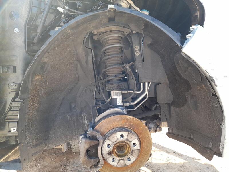 Plastico Pase Rueda Del. Dch. para Bmw I3 (I01)
