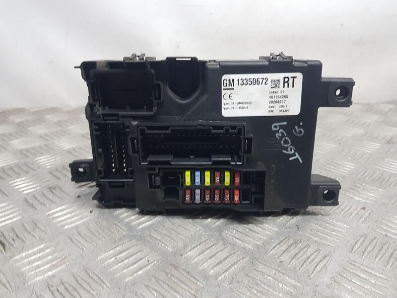 Caja Reles / Fusibles para Opel Corsa D