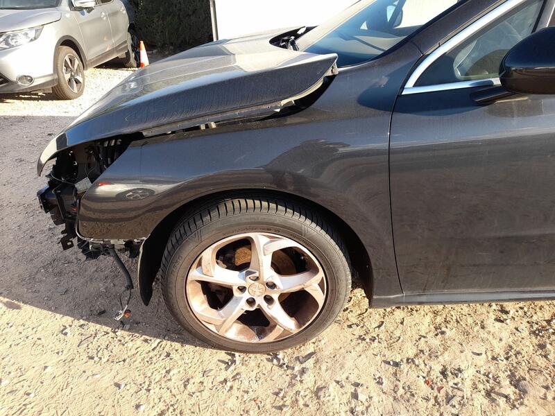 Aleta Delantera Izquierda para Peugeot 508 I (8D_)