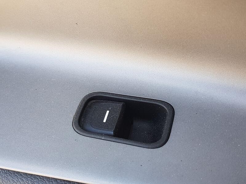 Mando Elevalunas Trasero Izquierdo para Kia Niro I (De)