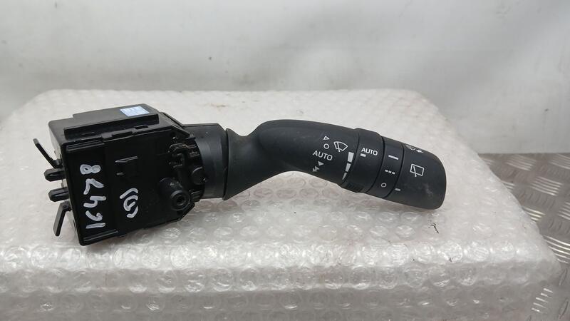 Mando Limpia para Toyota Yaris (_P21_, _Pa1_, _Ph1_)