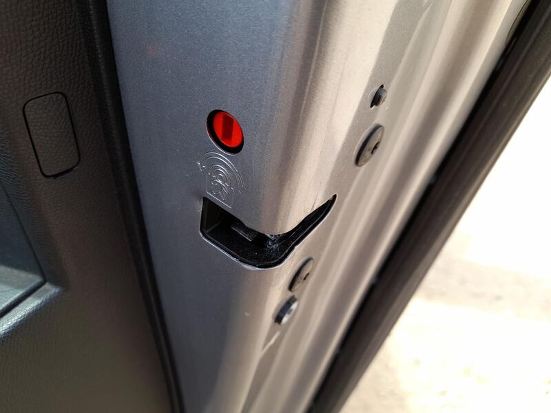 Cerradura Puerta Trasera Derecha para Opel Corsa F (P2Jo)