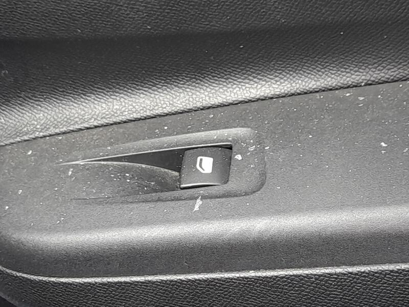 Mando Elevalunas Delantero Derecho para Opel Corsa F (P2Jo)
