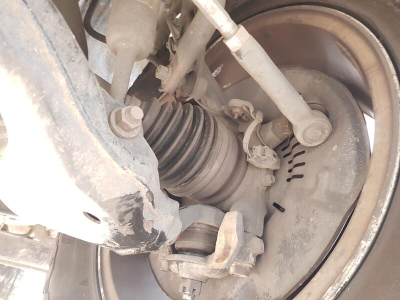 Mangueta Delantera Izquierda para Toyota Land Cruiser Prado (_J15_)