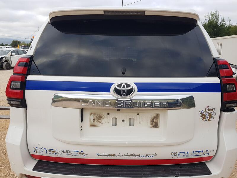 Porton Trasero para Toyota Land Cruiser Prado (_J15_)