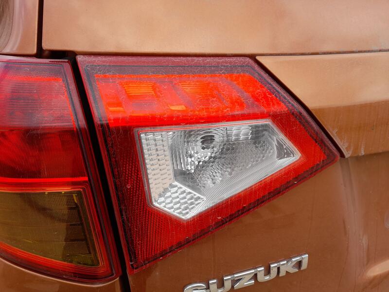 Piloto Trasero Izquierdo Interior para Suzuki Vitara (Ly)