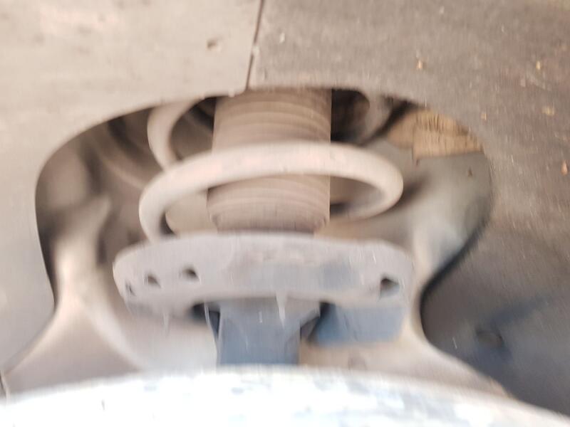Amortiguador Delantero Izquierdo para Ssangyong Korando (C300)