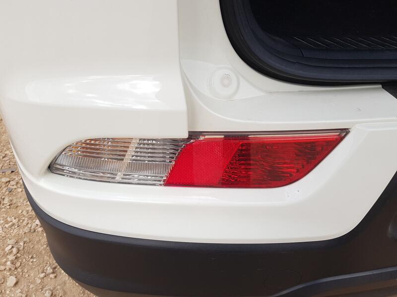 Piloto Trasero Izquierdo Paragolpes para Ssangyong Korando (C300)