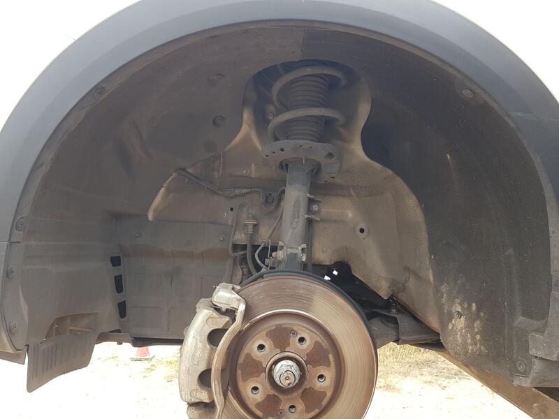Plastico Pase Rueda Del. Izq. para Ssangyong Korando (C300)