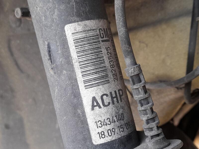 Amortiguador Delantero Derecho para Opel Corsa E (X15)