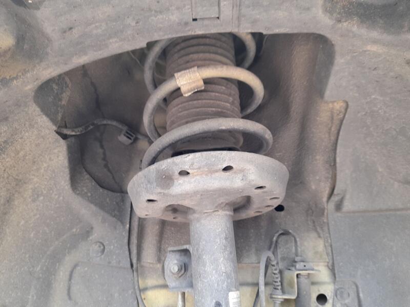 Amortiguador Delantero Derecho para Opel Corsa E (X15)