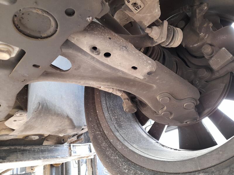 Brazo Suspension Inferior Delantero Izquierdo para Peugeot 5008 Ii (Mc_, Mj_, Mr_, M4_)