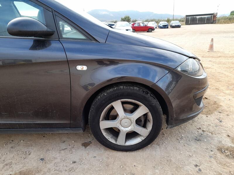 Aleta Delantera Derecha para Seat Toledo Iii (5P2)