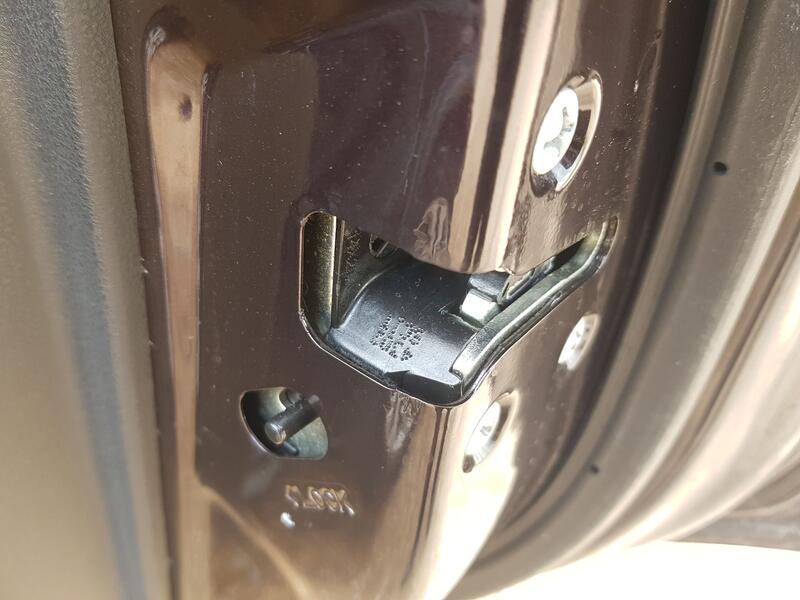 Cerradura Puerta Trasera Derecha para Nissan Juke (F15)