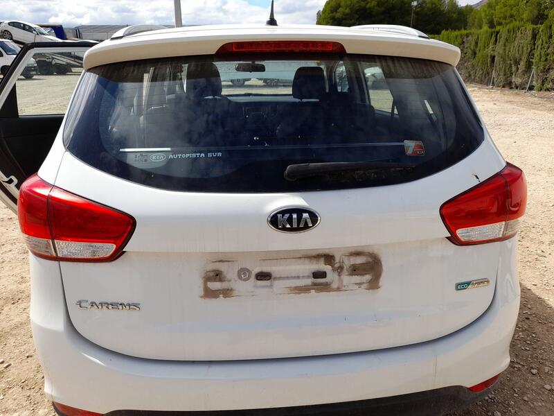 Porton Trasero para Kia Carens Iv