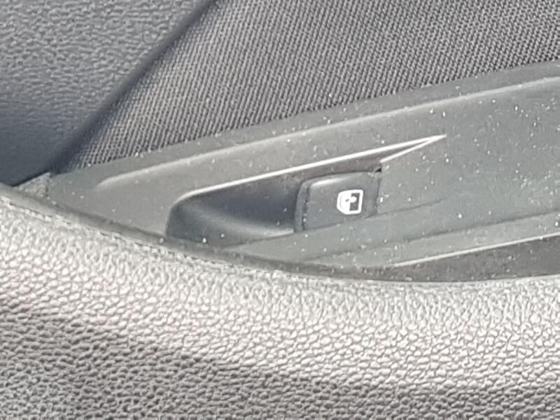 Mando Elevalunas Delantero Derecho para Skoda Kamiq (Nw4)