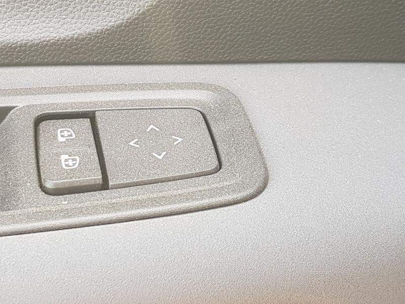 Mando Elevalunas Delantero Izquierdo para Dacia Sandero Iii