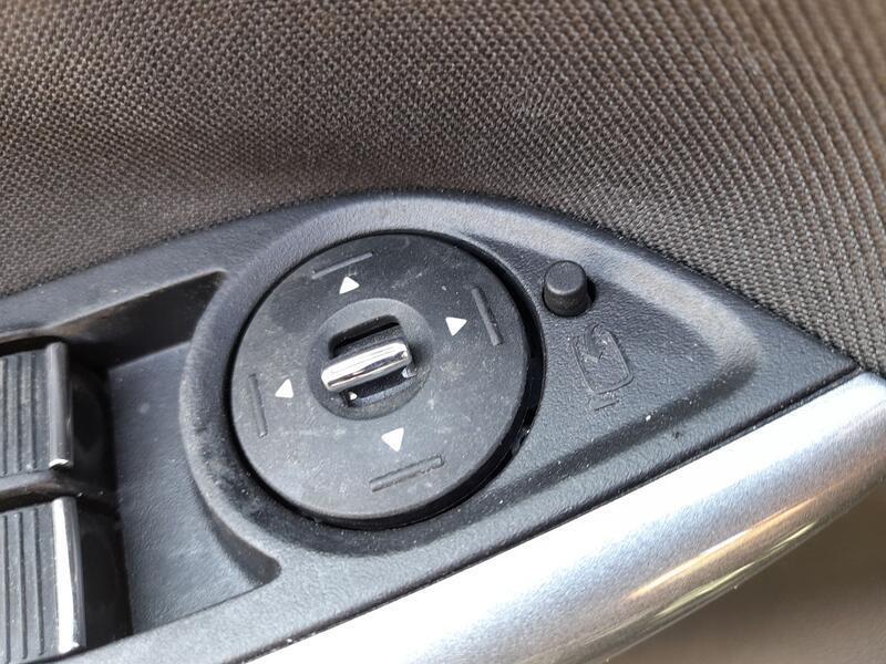 Mando Elevalunas Delantero Izquierdo para Ford Focus Iii