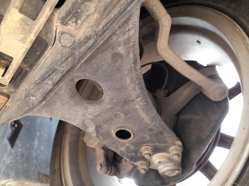 Brazo Suspension Inferior Delantero Izquierdo para Mercedes-Benz Clase B Sports Tourer (W245)