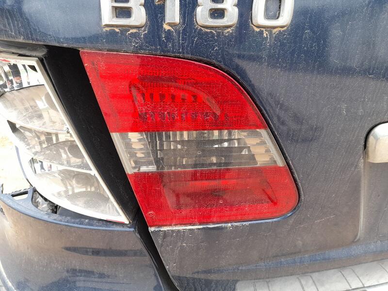 Piloto Trasero Izquierdo Interior para Mercedes-Benz Clase B Sports Tourer (W245)