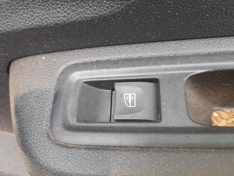 Mando Elevalunas Trasero Derecho para Dacia Sandero Iii
