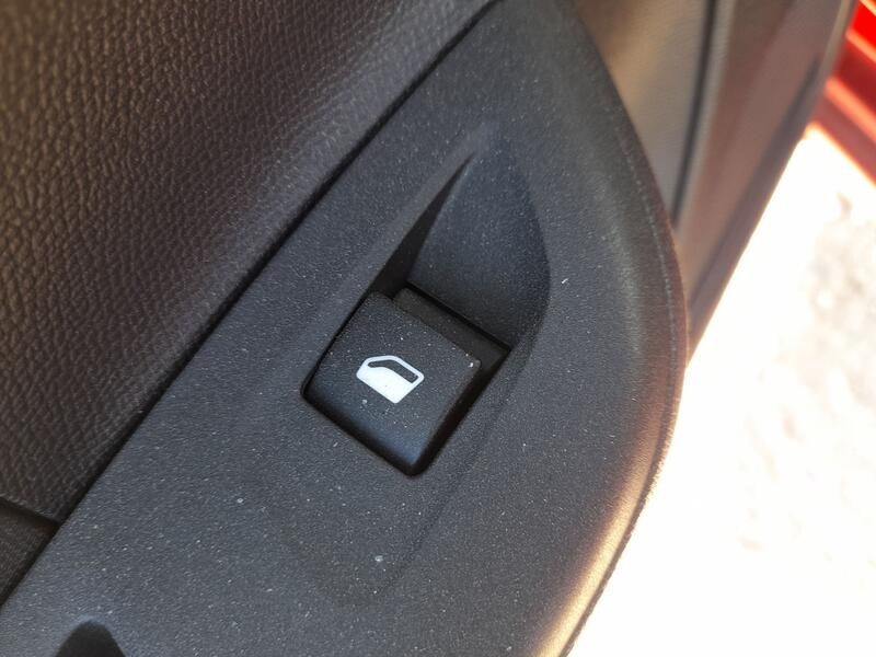 Mando Elevalunas Trasero Izquierdo para Opel Corsa F (P2Jo)