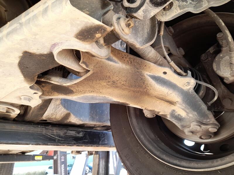 Brazo Suspension Inferior Delantero Izquierdo para Nissan Nv250 Furgoneta (X61)