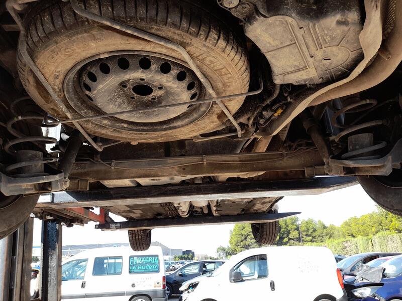 Puente Trasero para Nissan Nv250 Furgoneta (X61)