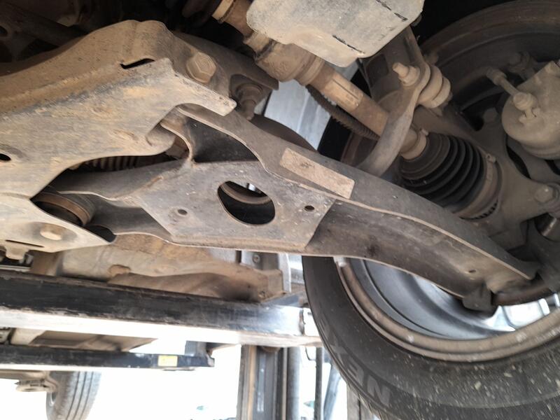 Brazo Suspension Inferior Delantero Izquierdo para Hyundai Ix20 (Jc)