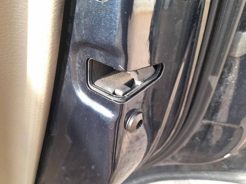 Cerradura Puerta Trasera Derecha para Audi Q7 (4Lb)